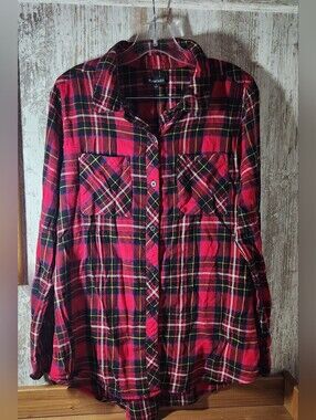 Relativity Red Plaid Button-Up Shirt Size Large